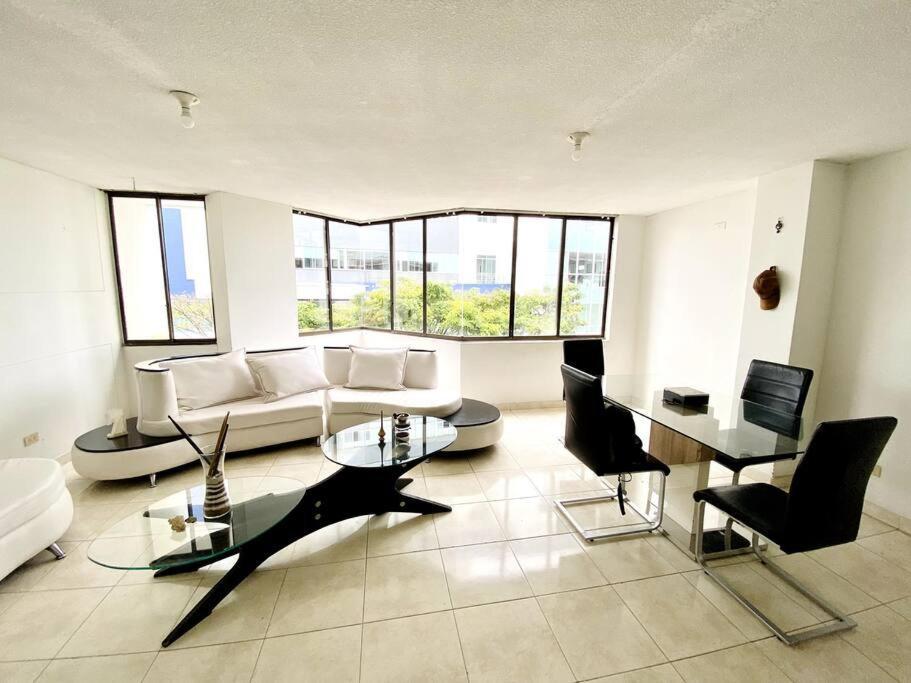 Apartamento Amoblado En Pinares Apartment เปเรย์รา ภายนอก รูปภาพ